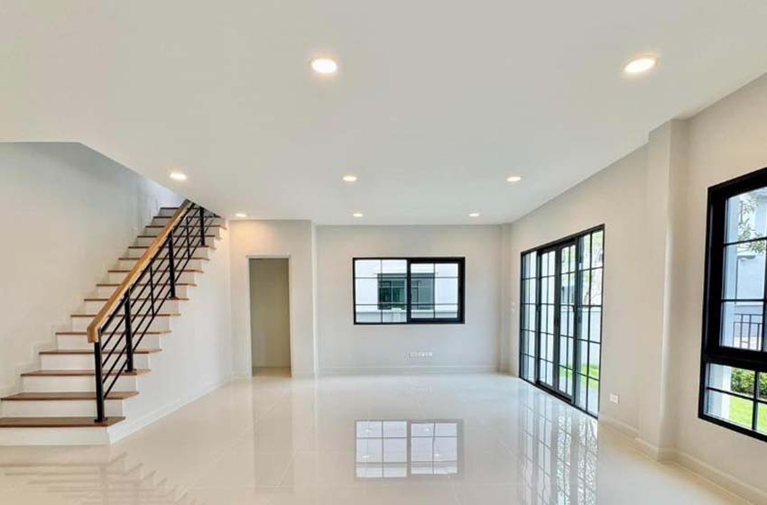 House with Shared Pool in Bangnatrad 